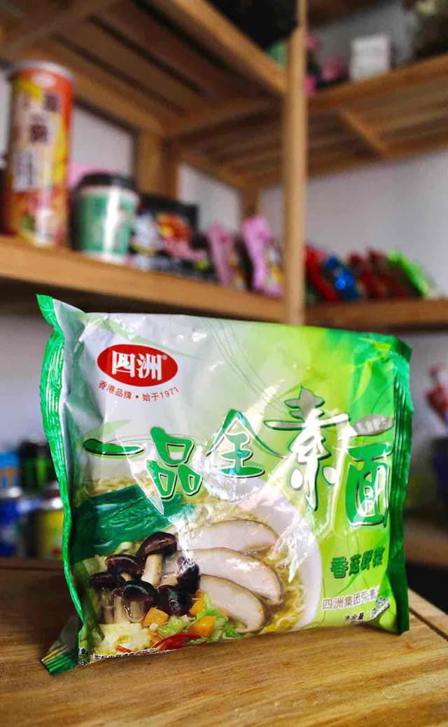 Fideos Pollo Champiñones.